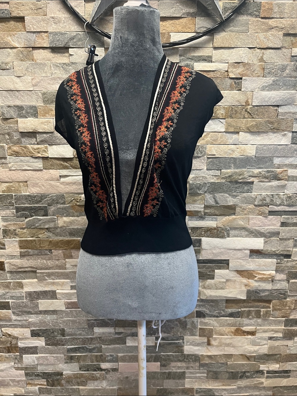 Kenneth Cole Black V-Neck Crop Top with Rust Embroidery